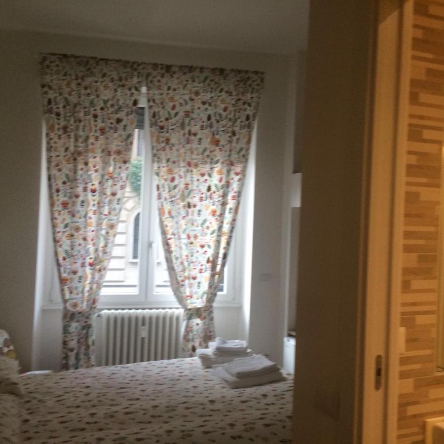 B&B Via Fontana Milano Eksteriør billede